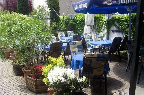 酒店 伽斯特翰斯灵德酒店 巴登-巴登